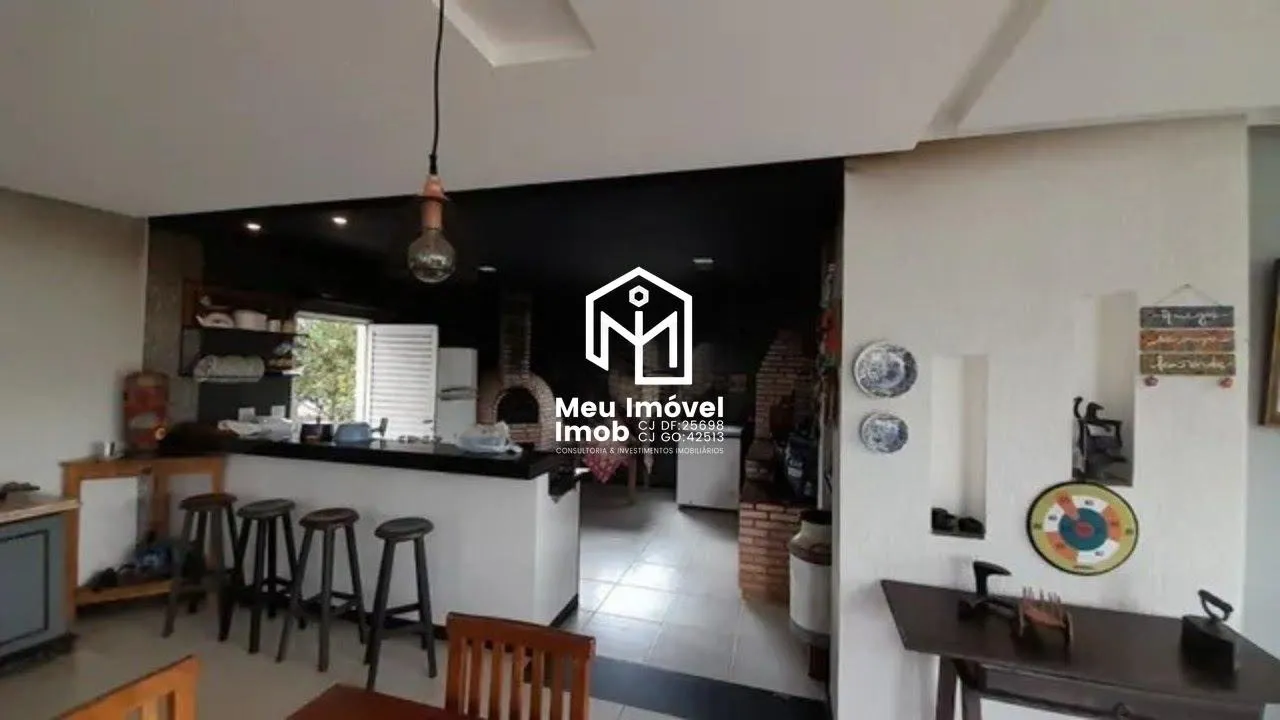 Imagem Park Way Quadra 15 Sobrado 5 Qtos 2 Vagas 4 Banheiro 2300 m²