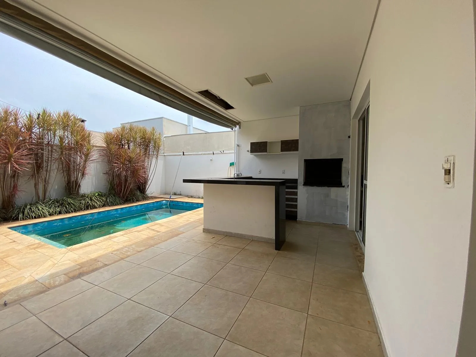 Imagem Casa 3 dormitórios 296m² Condomínio Lago da Serra Aceita Permuta