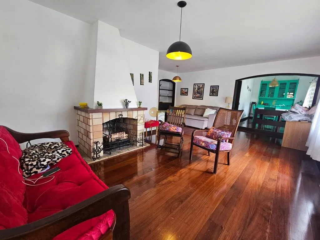 Imagem Casa para Venda em Teresópolis / RJ no bairro Ermitage