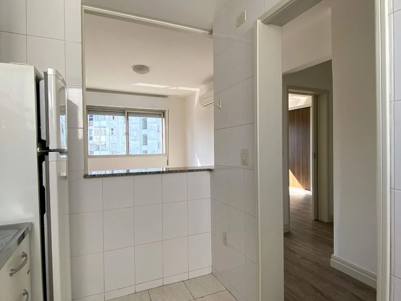 Imagem APARTAMENTO DE FRENTE, 1 DORMITÓRIO COM VAGA DE GARAGEM NA DUQUE