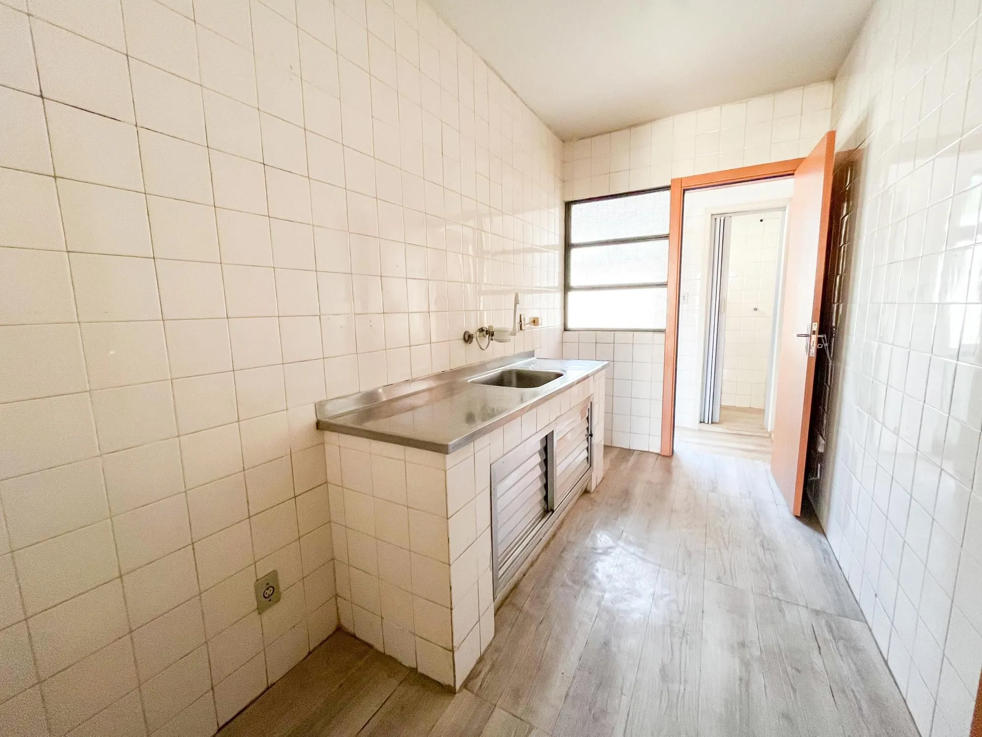 Imagem Apartamento de 3 quartos, suíte, dependência de emprega e 1 vaga de garagem