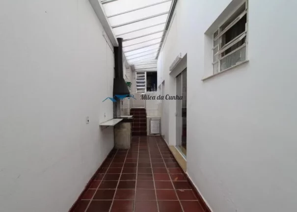 Imagem Sobrado à venda com 3 dormitórios, sendo 1 suíte, 2 vagas no Baeta Neves ao lado Shopping em São Bernardo do Campo