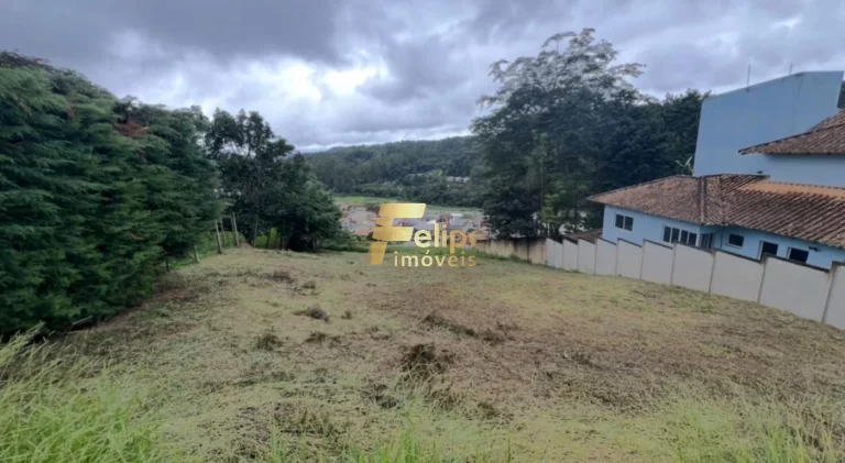 Imagem EXCELENTE TERRENO URBANO COM VISTA 360° PARA AS MONTANHAS E PARA A PEDRA AZUL, EM DOMINGOS MARTINS/ES!