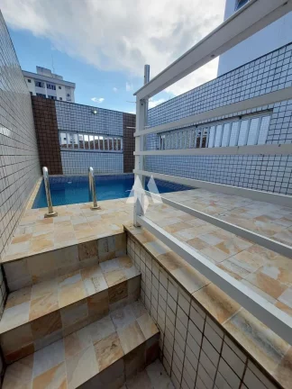 Imagem Casa triplex com piscina á venda em Santos