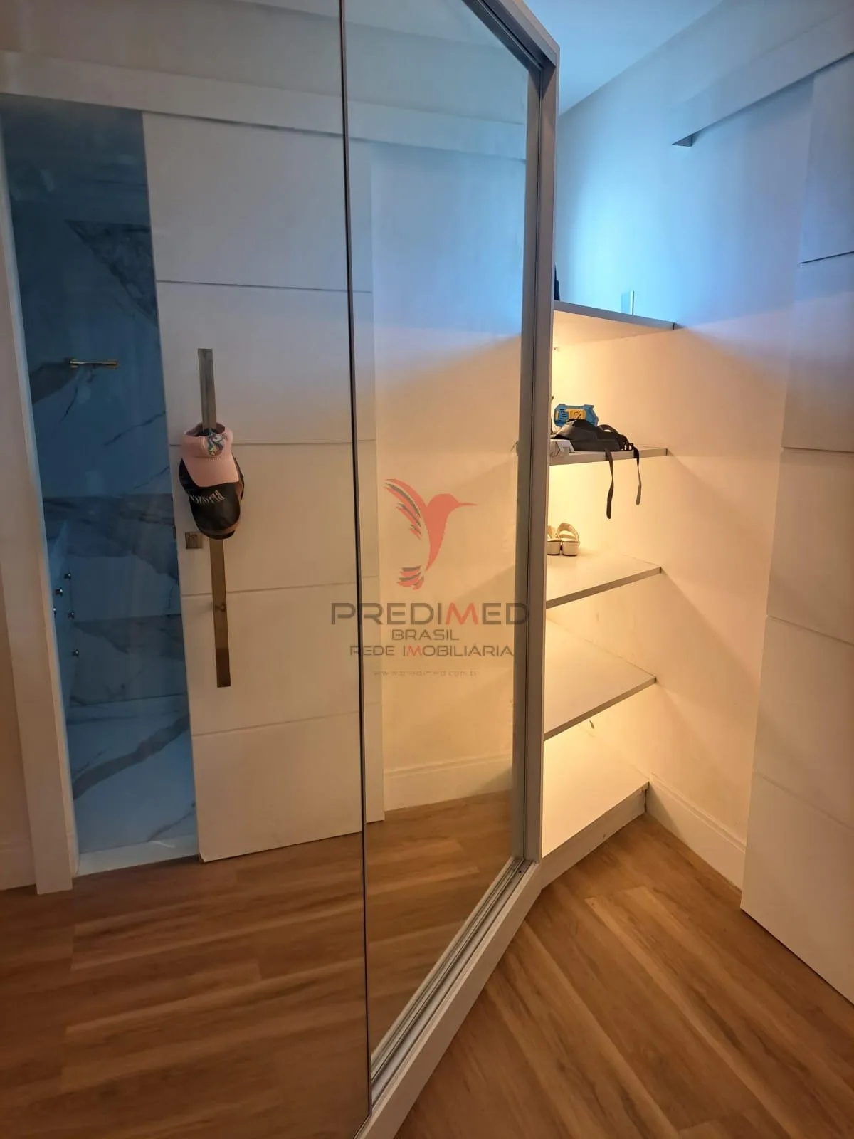 Imagem Apartamento espaçoso, vista mar, com 128 mts2. Tambaú . 2 Vagas de Garagem. Nascente Sul