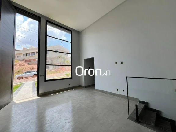 Imagem Sobrado à venda, 319 m² por R$ 2.898.000,00 - Condomínio do Lago - Goiânia/GO