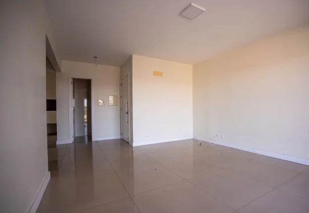 Imagem Apartamento 3 quartos sendo 1 suíte para venda no bairro Cristo Redentor em Caxias do Sul