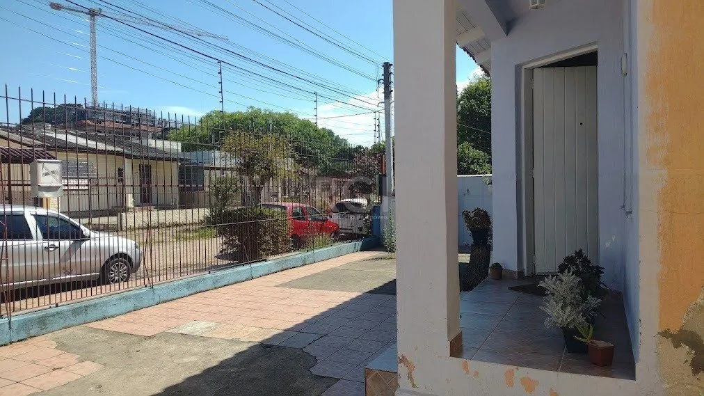 Imagem Casa 3 Quartos, 3 vagas de garagem, Bairro Cavalhada, Porto Alegre-RS.