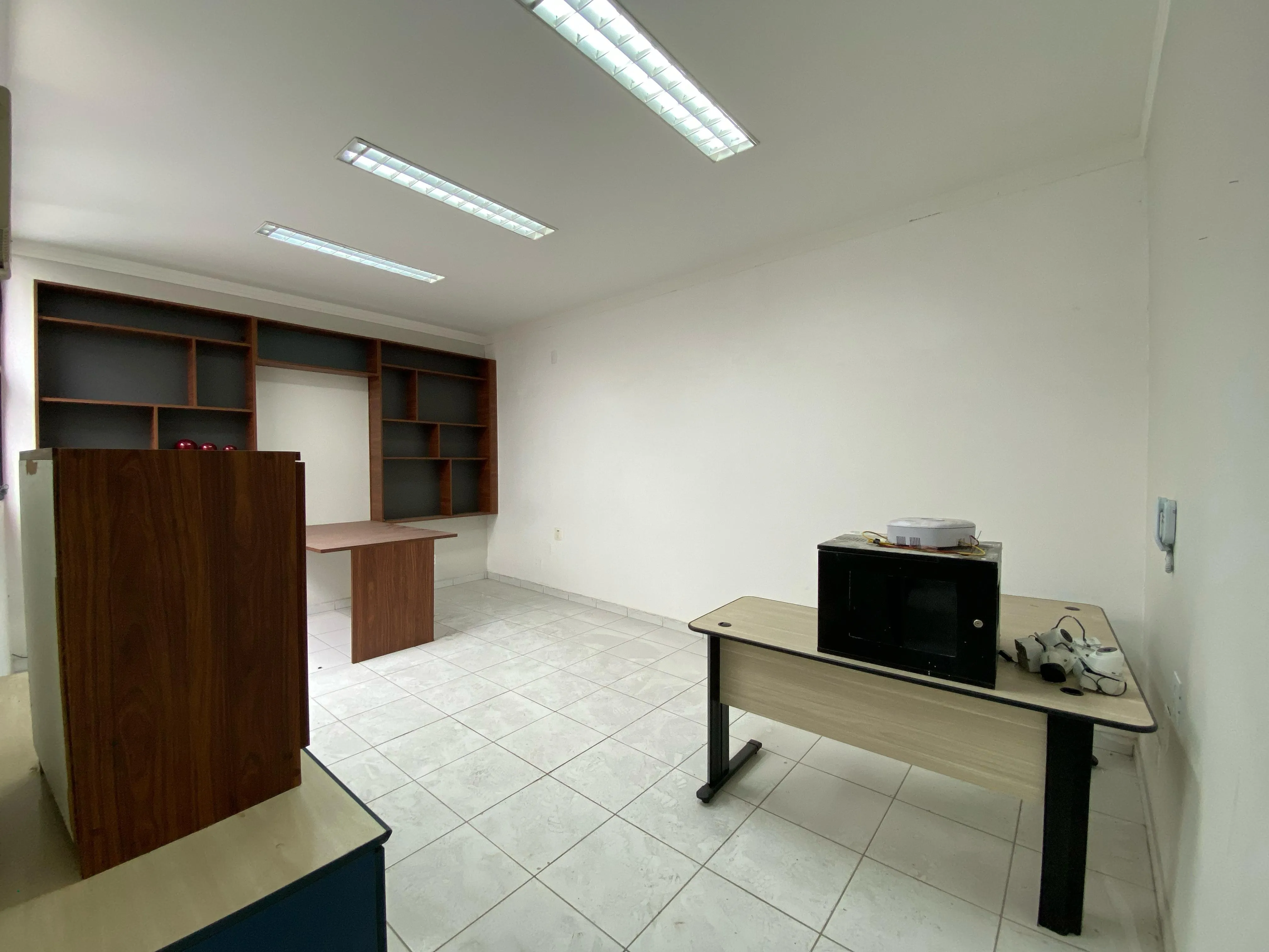 Imagem Oportunidade, Compra ou Locação de Prédio Comercial na Av. São Paulo à 3min. do Centro