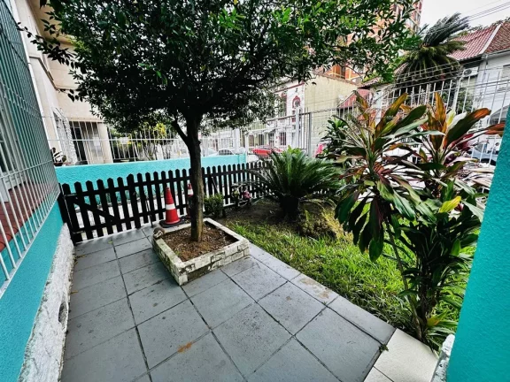 Imagem Casa para venda no bairro Floresta em Porto Alegre