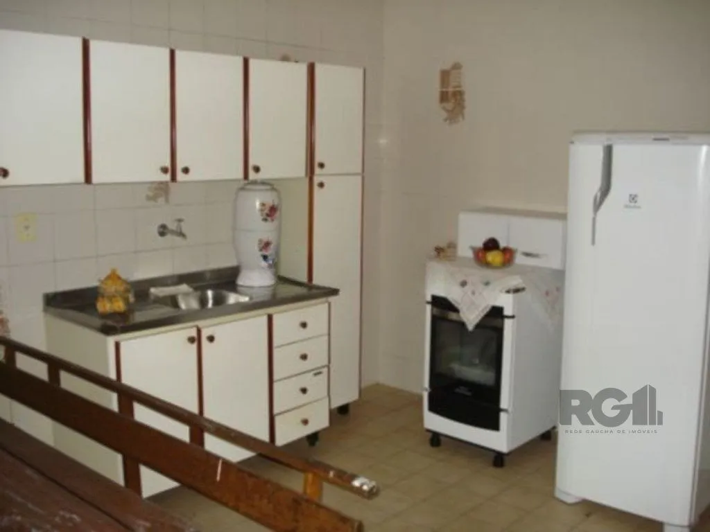 Imagem Casa 3 dorms à venda Rua Adão Pinheiro da Silva, Ipanema - Porto Alegre