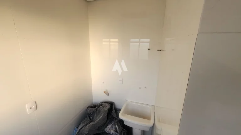 Imagem Casa Padrão, sobreposta alta, nova, 2 dormitórios, 2 banheiros, 1 vaga - Radio Clube, - Santos/SP