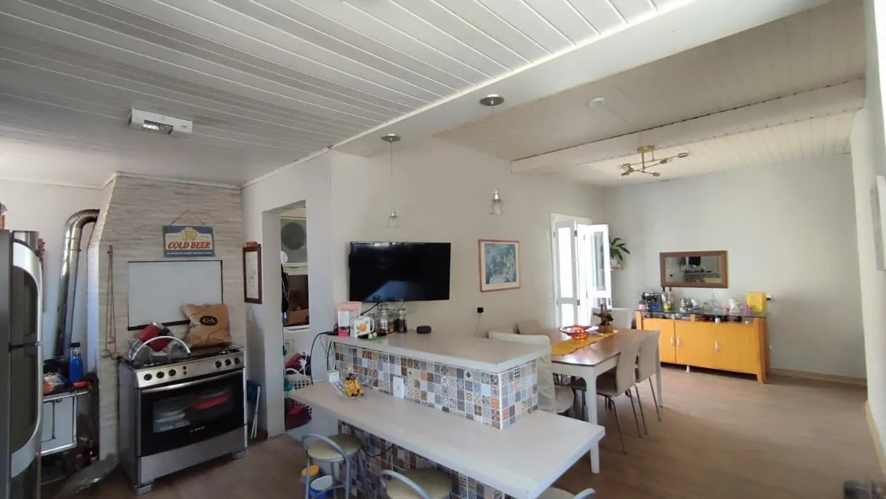 Imagem Casa com 3 Dormitórios, sacada e churrasqueira, no Bairro São João