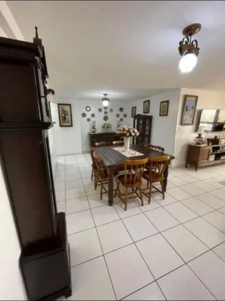 Imagem Experimente o luxo e o conforto em cada detalhe deste sofisticado apartamento no Residencial Montpellier
