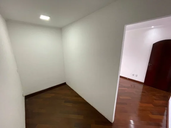 Imagem sobrado Maravilhoso com3 dormitórios 1 Suíte e 2 Vagas de Garagens