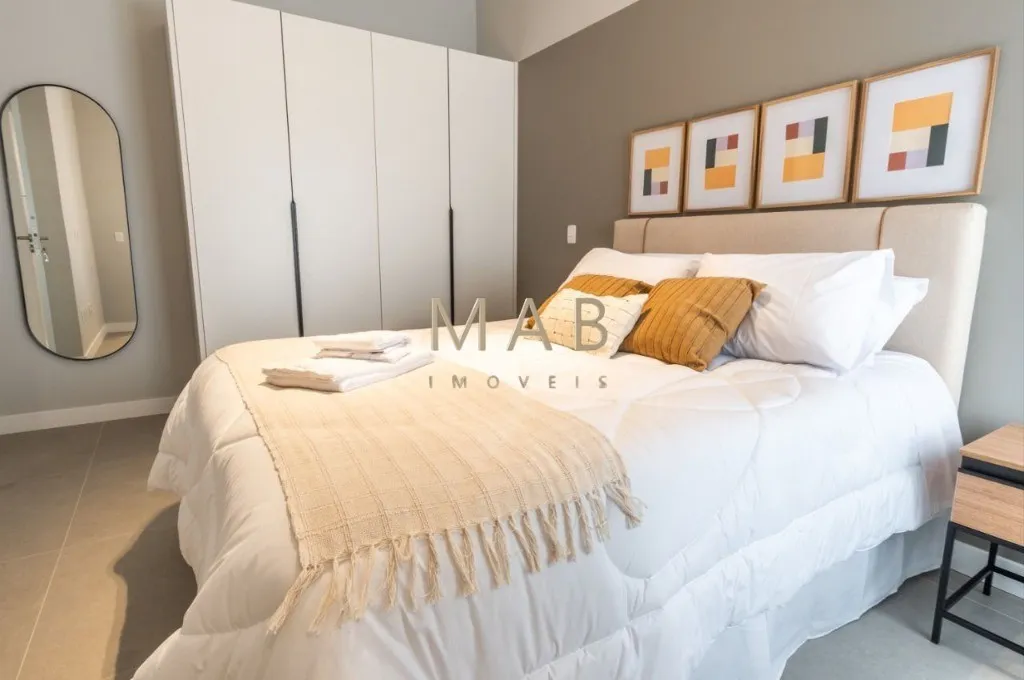 Imagem Lindo apartamento Semimobiliado à venda no Bairro Cachoeira do Bom Jesus em Florianópolis/SC!