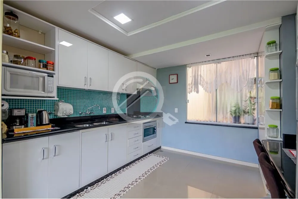 Imagem Apartamento Reformado e Espaçoso em Ótima Localização Você acaba de encontrar o seu novo lar! E...