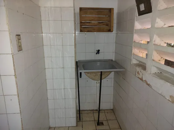 Imagem Apartamento com 2 Quartos à Venda ou Locação, 1 m² em Bequimão - São Luís