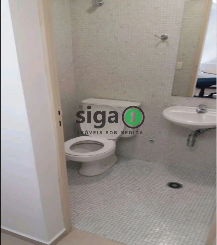 Imagem Conjunto Comercial em Moema à Venda Próximo ao Metrô com 2 Vagas e Renda Ativa