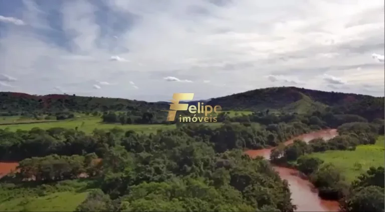 Imagem MARAVILHOSA FAZENDA RICA EM ÁGUA PRÓXIMO A GOVERNADOR VALADARES.