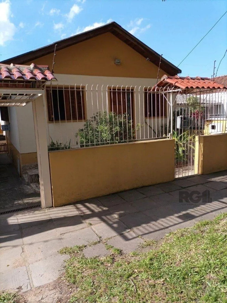 Imagem Casa 4 dormitórios no bairro Vila Ipiranga
