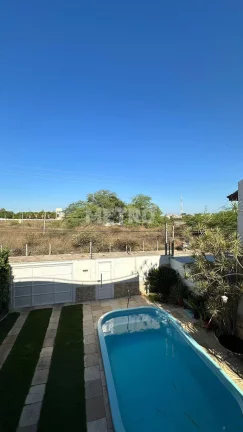 Imagem Casa ampla, com 400m de área construída, 3 4, sendo 01 suíte, 01 escritório, no