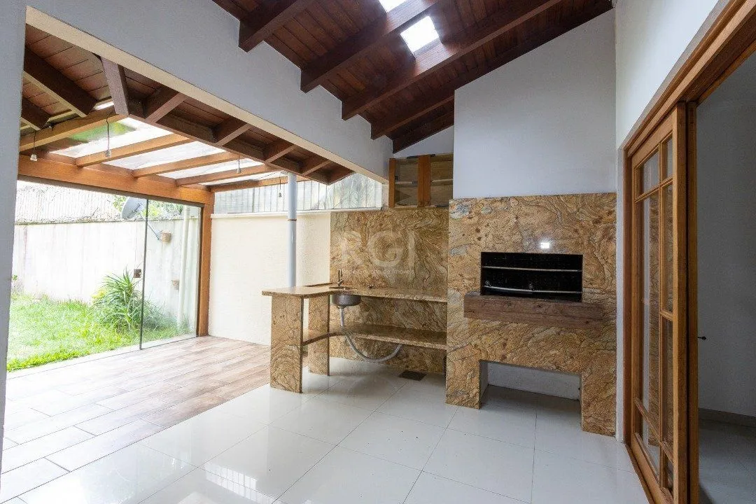 Imagem Casa para Venda - 181.99m², 3 dormitórios, sendo 1 suites, 2 vagas - Jardim Isabel