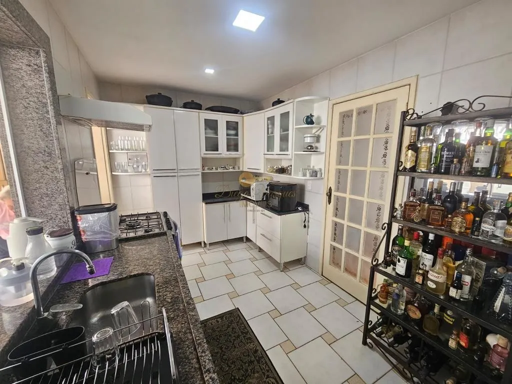 Imagem Casa em Condomínio para Venda em Teresópolis / RJ no bairro Panorama