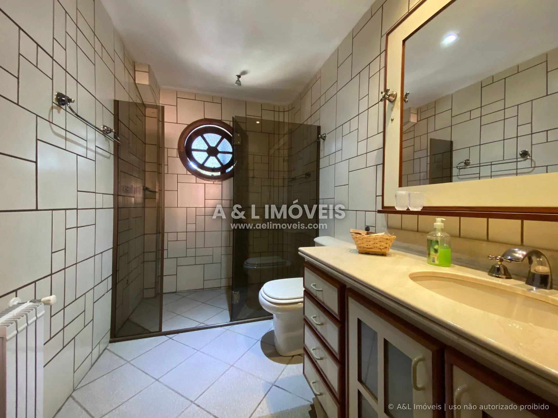 Imagem Cobertura Duplex Capivari | 152 m², 5 Dorms, Lareira e Calefação
