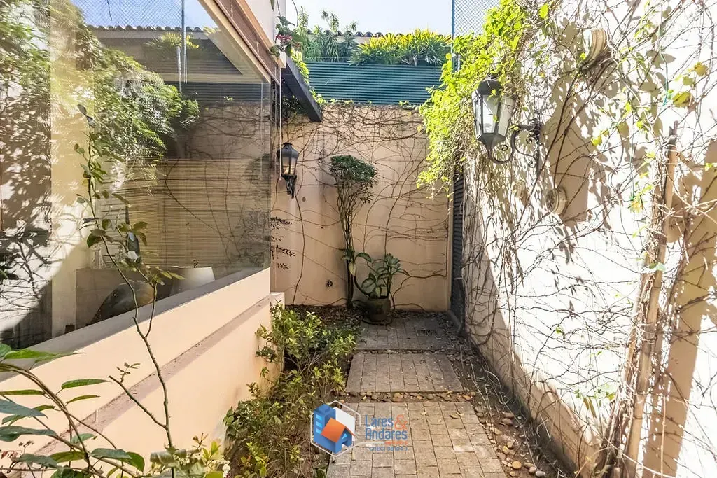 Imagem Casa à venda 5 Quartos 2 Suites 4 Vagas 447M² Jardim Guedala São Paulo - SP