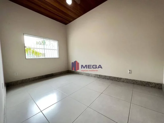 Imagem Casa com 2 dormitórios à venda, 220 m² por R$ 950.000,00 - Morada de Interlagos - Vila Velha/ES