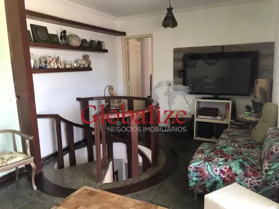 Imagem Cobertura Duplex com Churrasqueira à venda no bairro do Boqueirão em Santos por R$ 750 mil
