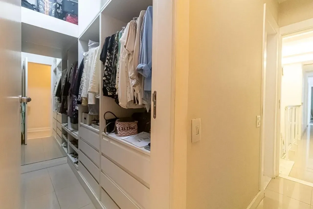 Imagem Apartamento com 3 Quartos à Venda, 156 m² em Copacabana - Rio de Janeiro