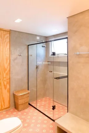 Imagem Apartamento para locação no Itaim Bibi, com 4 quartos sendo 2 suítes, 4 banheiros, 2 vagas.