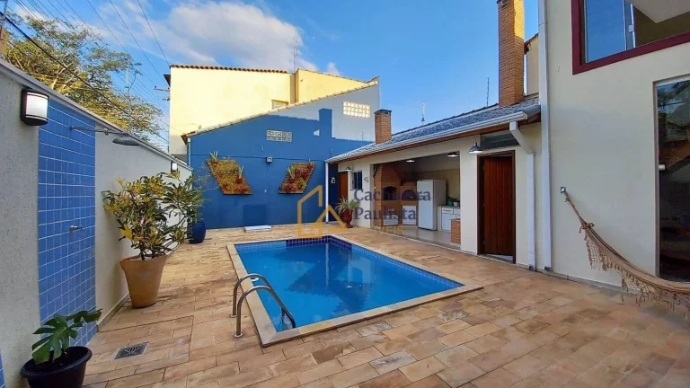 Imagem Casa com 3 suítes à venda - Margem Esquerda - Cachoeira Paulista/SP