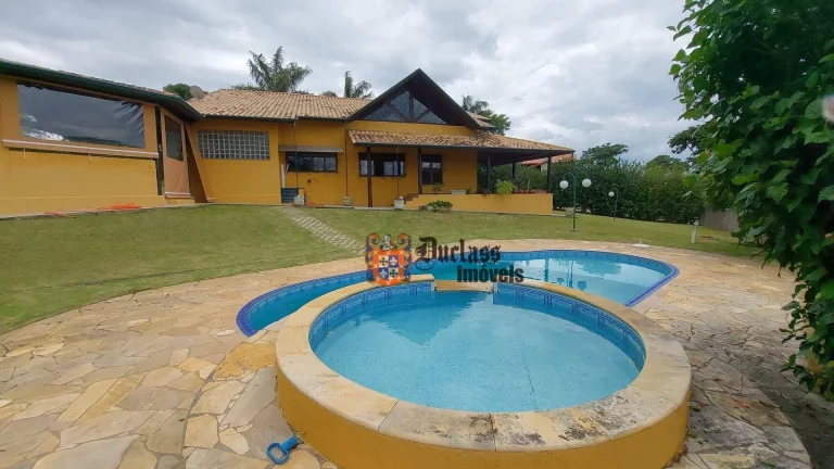 Foto do imóvel Chácara com 3 dormitórios à venda, 1850 m² por R$ 1.950.000,00 - Condomínio Residencial Vila Rica - Bragança Paulista/SP