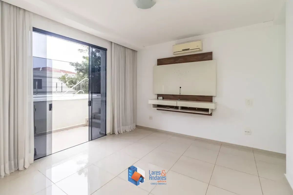 Imagem Casa para venda em Indianópolis com 3 quartos, sendo 3 suítes, 345m²