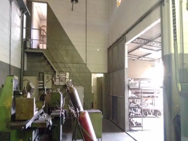 Imagem AMPLO GALPÃO À VENDA, 650 M² - JARDIM DOIS CORAÇÕES - SOROCABA/SP
