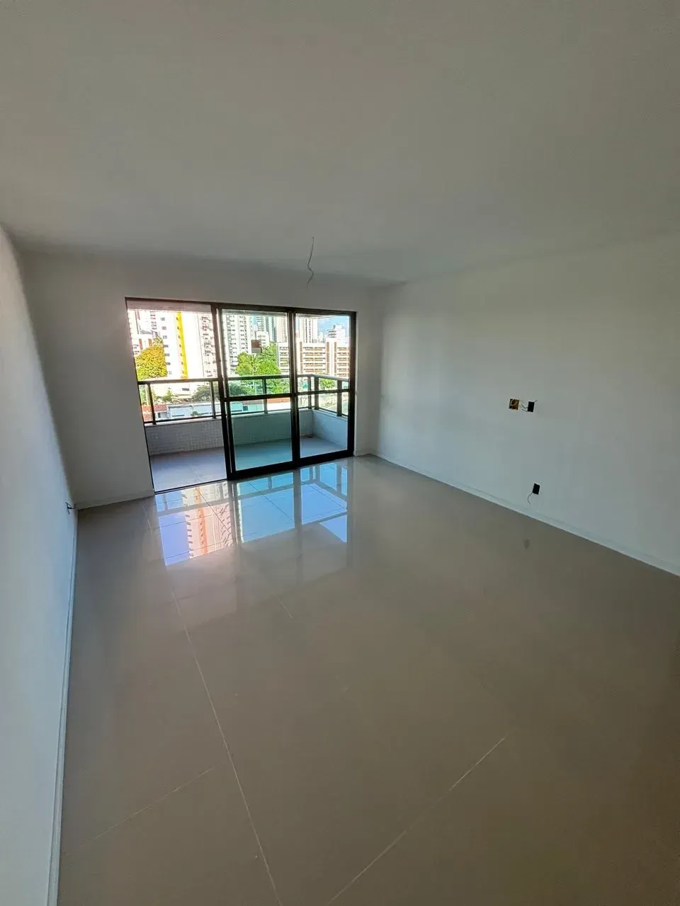 Imagem Apartamento com 4 Quartos à Venda, 165 m² em Monteiro - Recife