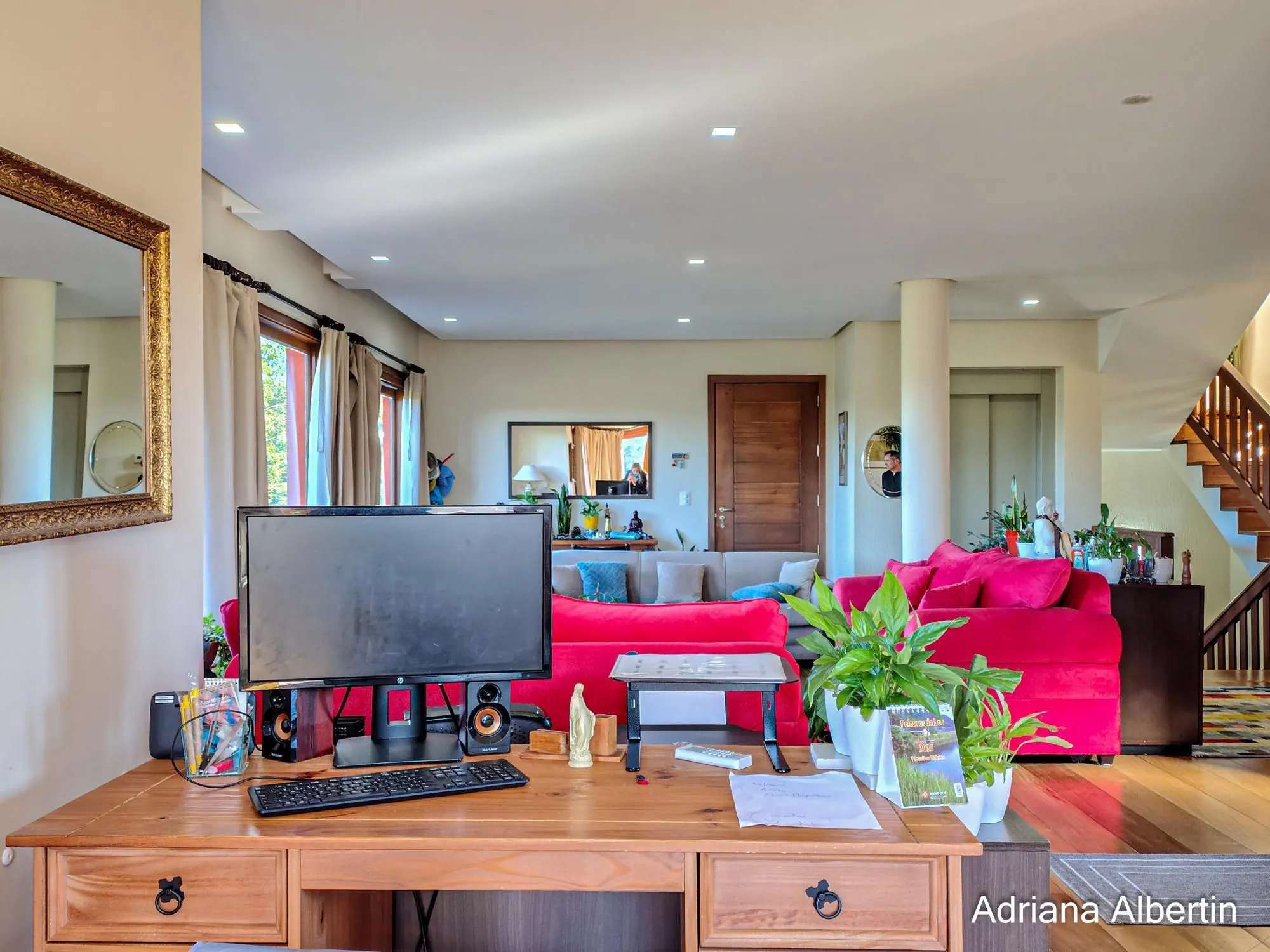 Imagem Casa estilo sítio no Alphaville Porto Alegre | Lago com carpas, pomar e vista permanente para o verde