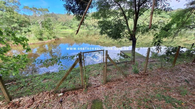 Imagem CHÁCARA FUNDO PARA O LAGO, 4 DORM PISCINA CAMPO POMAR MORUNGABA/SP