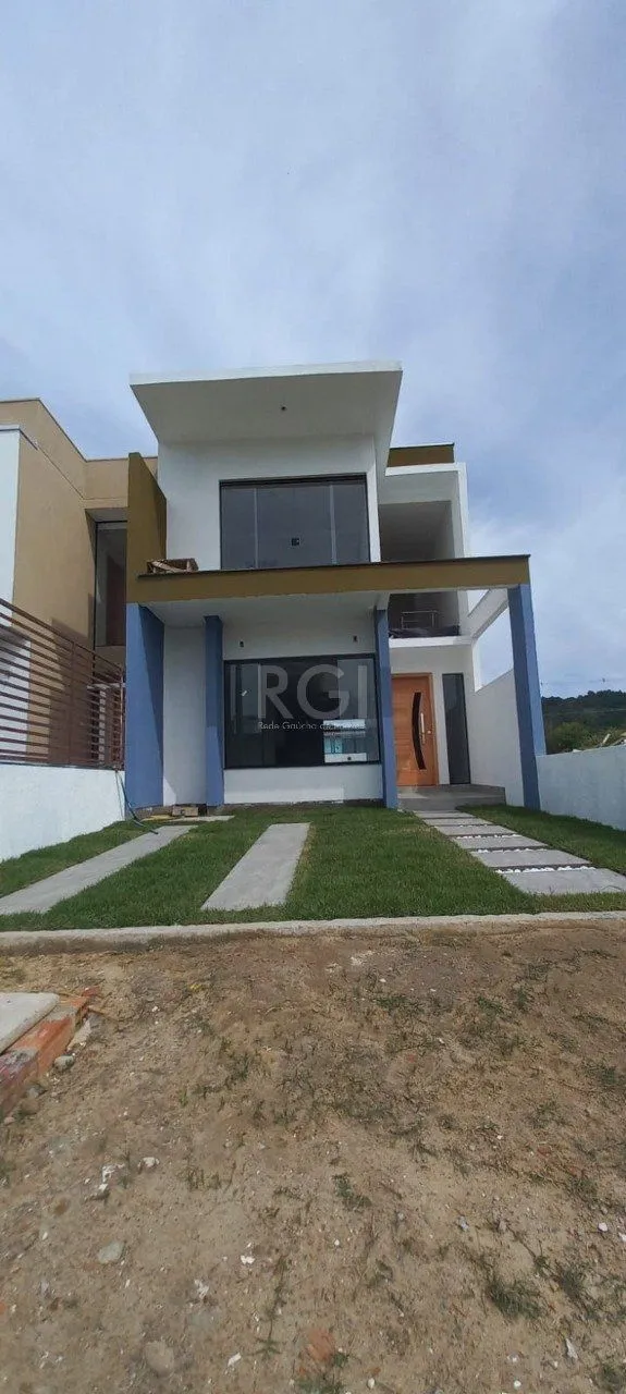 Imagem Sobrado com 3 suítes no bairro Aberta dos Morros