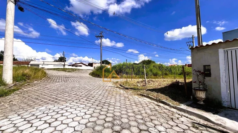 Imagem Terreno à venda, 135 m² - Bairro das Palmeiras - Cachoeira Paulista/SP