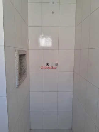 Imagem Belo sobrado em Vilagio no bairro do Marapé com 2 suítes, garagem privativa a venda por R$ 695.000,00