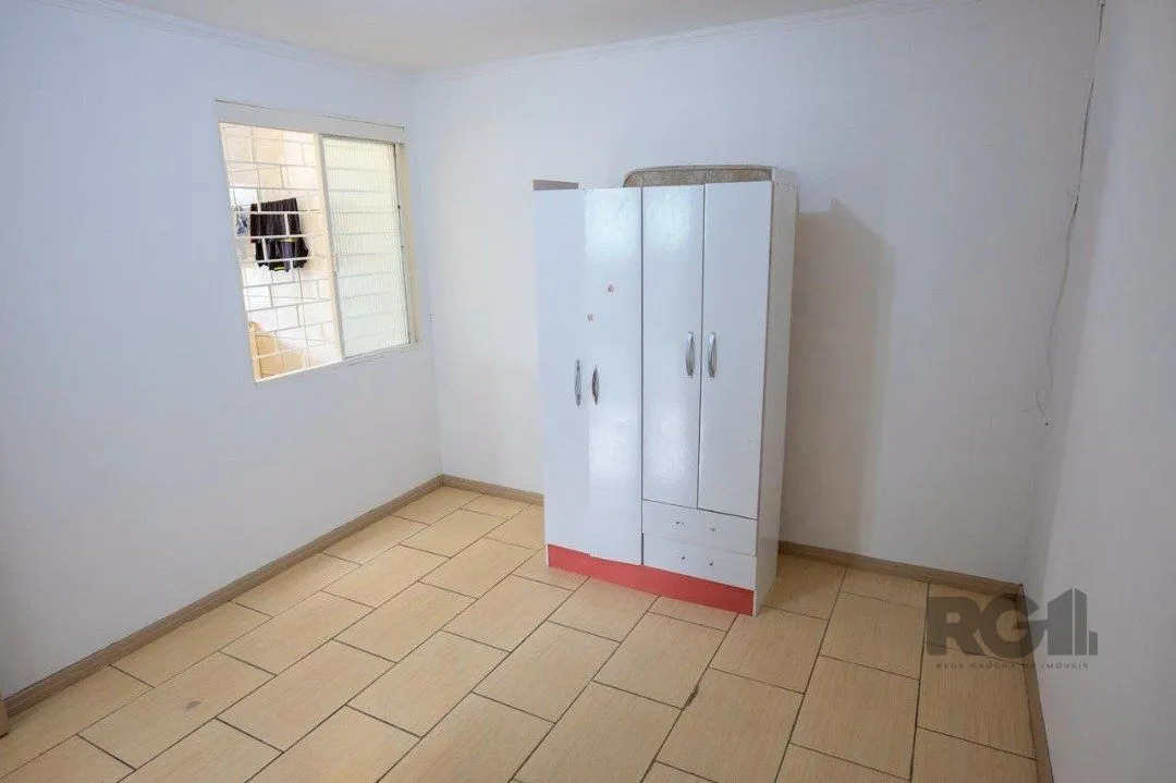Imagem Casa para Venda com 6 dormitórios e 4 vagas no bairro Espirito Santo