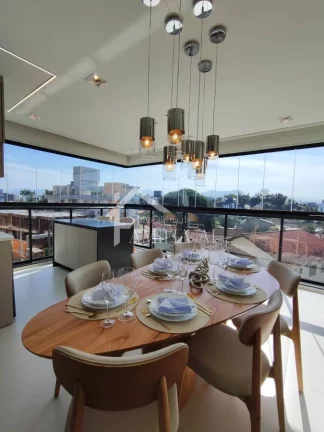 Imagem Apartamento Decorado com 111m² privativos com 2 vagas