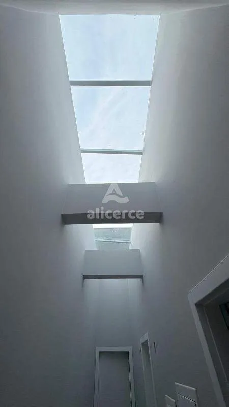 Imagem Sobrado à venda com 3 quartos 3 suítes, 154,15m² em Vargem Pequena Florianópolis
