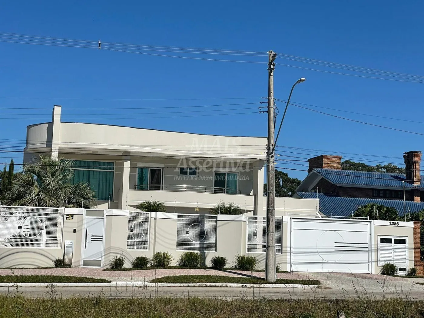 Imagem Sobrado de Alto Padrão à venda no bairro Parq. Res. Jardim do Sol, Rio Grande/RS