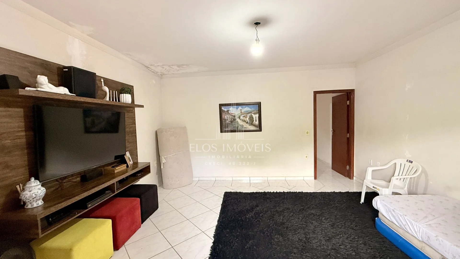 Imagem Sobrado de 4 quartos, 203m² no bairro Parque Hippolyto, em Limeira