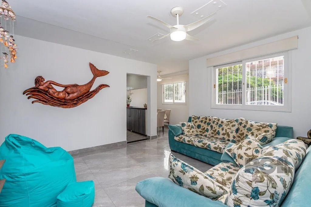 Imagem Casa no Jardim do Salso de 3 dormitórios pátio e piscina
